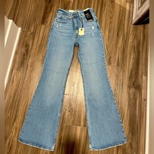 Levi's 70s High Rise Flare Jeans Marin Babe